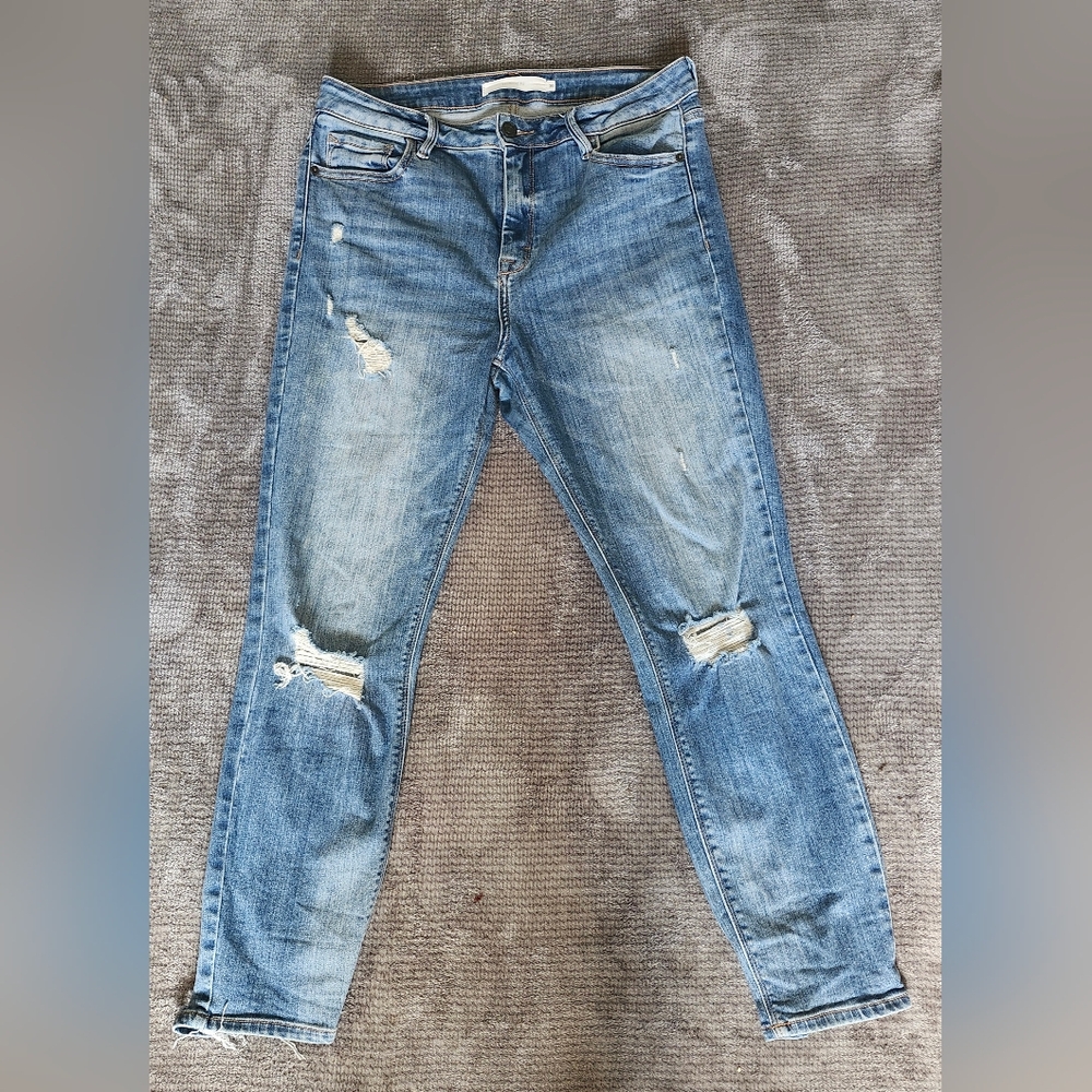 Hidden Womens Distrssed Jeans, Sz 30, Medium Wash,  Boyfriend Fit
